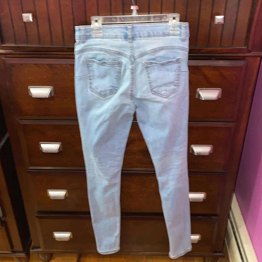Distressed Light Wash Jeans - Picture 2 of 2